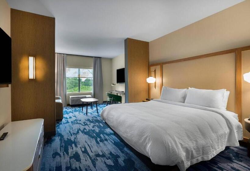 Отель Fairfield By Marriott Inn & Suites Statesville