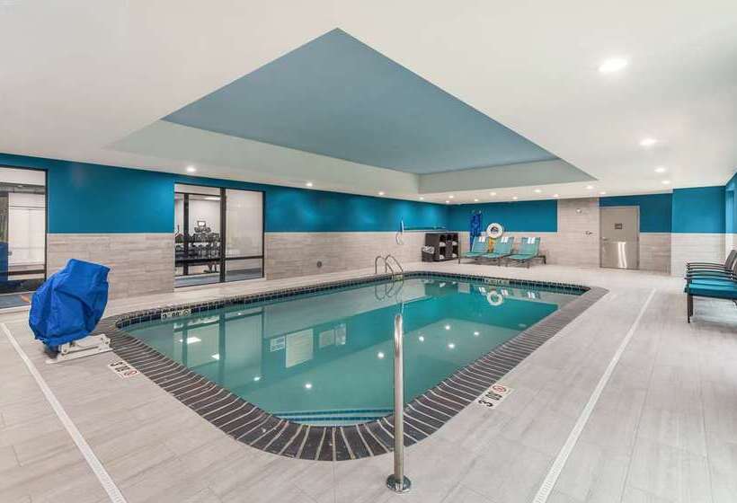 ホテル Hampton Inn & Suites Benton Harbor