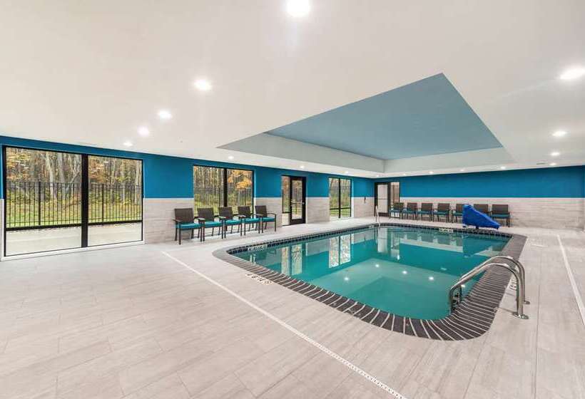 ホテル Hampton Inn & Suites Benton Harbor