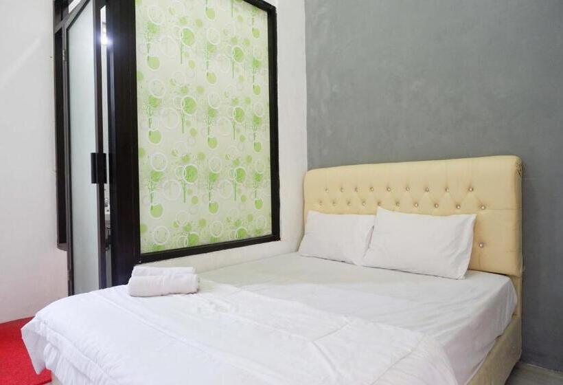 فندق Reddoorz Syariah Near Alun Alun Kajen