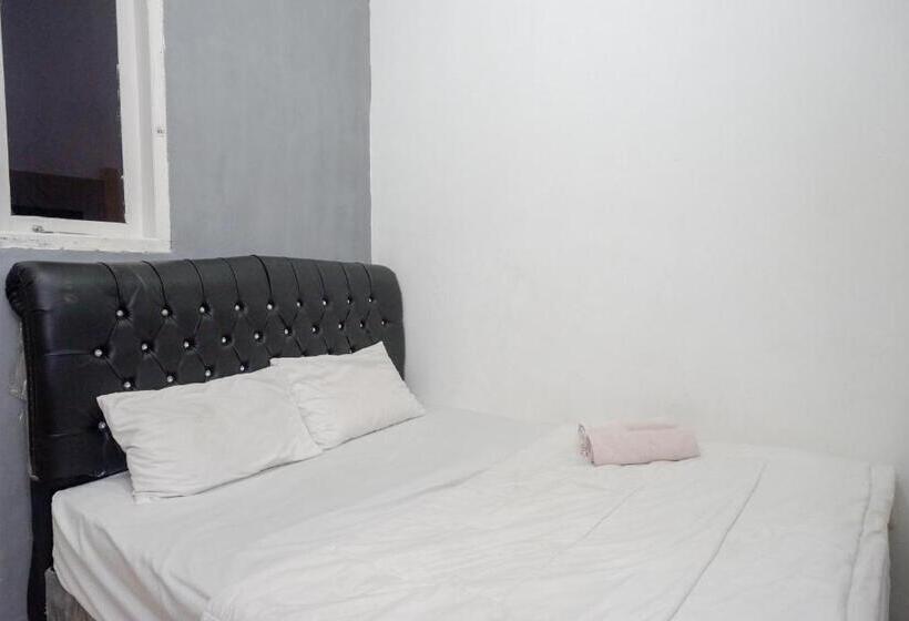 فندق Reddoorz Syariah Near Alun Alun Kajen