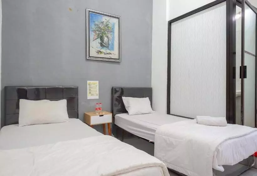 ホテル Reddoorz Syariah Near Alun Alun Kajen