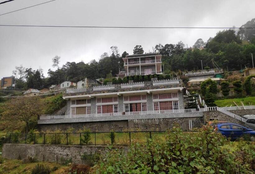 호텔 Status Hillpark