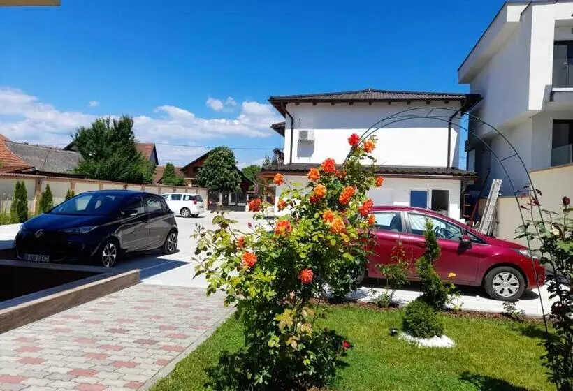 ペンション Boutique House Deva