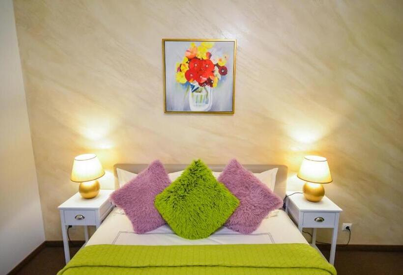 پانسیون Boutique House Deva