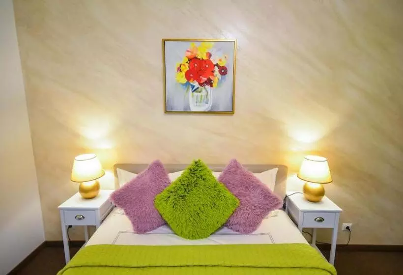 ペンション Boutique House Deva