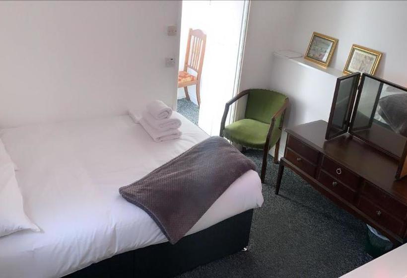 פנסיון Box Guesthouse   Newport