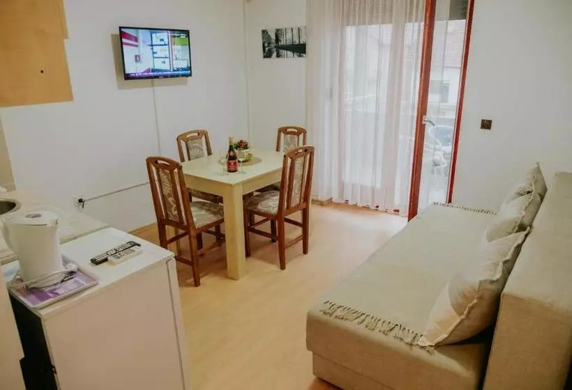 Vila Dinka