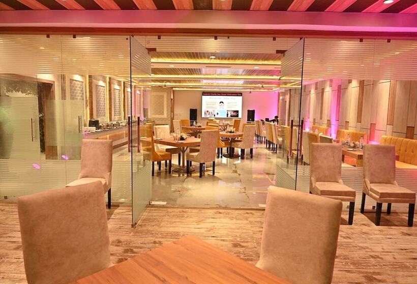 בית מלון כפרי Aakriti Clarks Inn Express