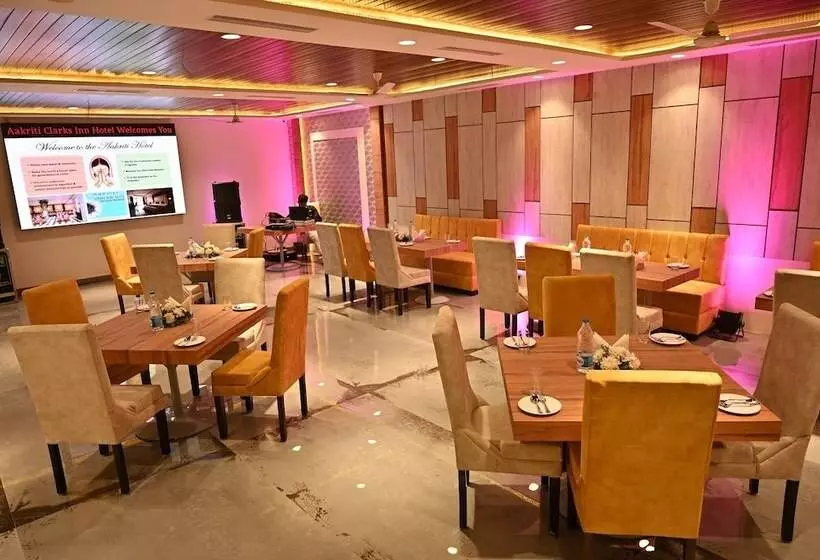 Hotelli Aakriti Clarks Inn Express