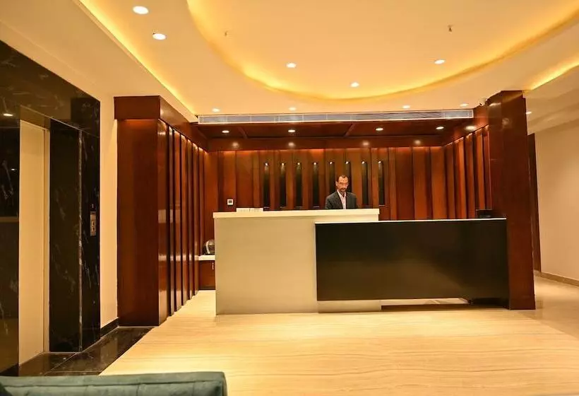 Hotelli Aakriti Clarks Inn Express