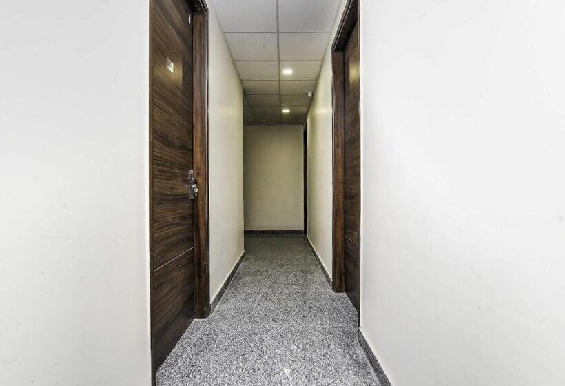 Hotell Flagship 79152 Golden Cafe