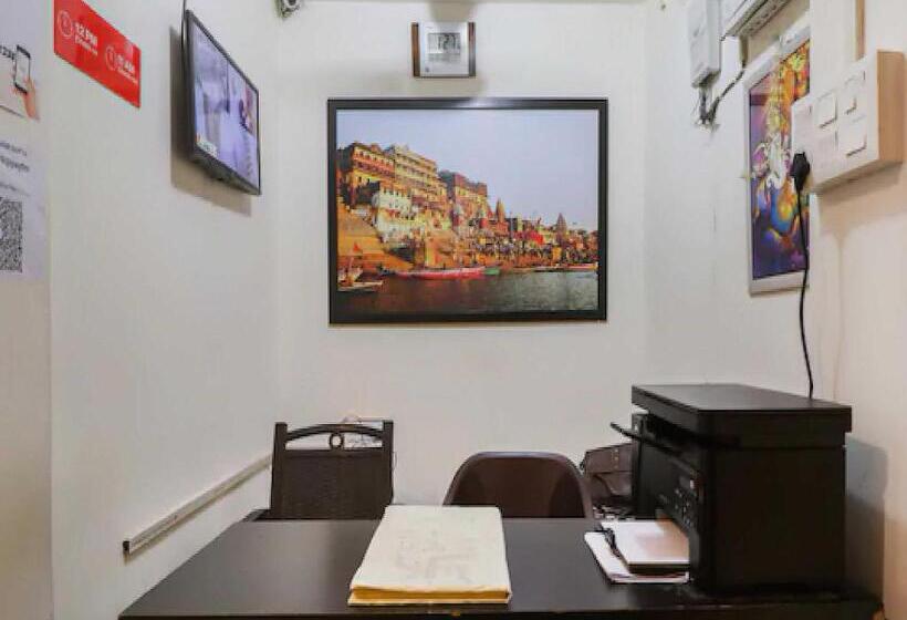 Hotell Flagship 79152 Golden Cafe