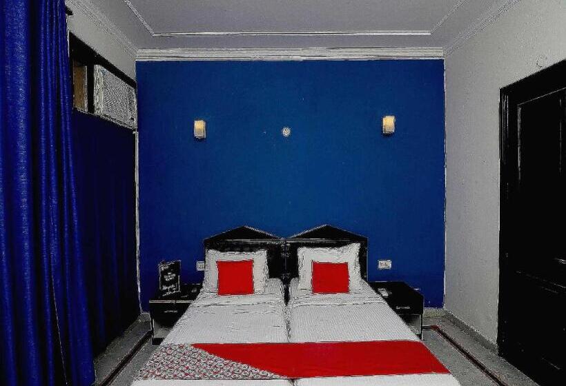 Hotell Flagship 79152 Golden Cafe