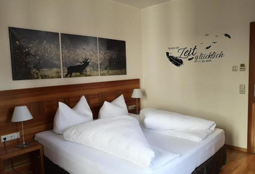 Отель Gasthof Tirolerhof Dölsach