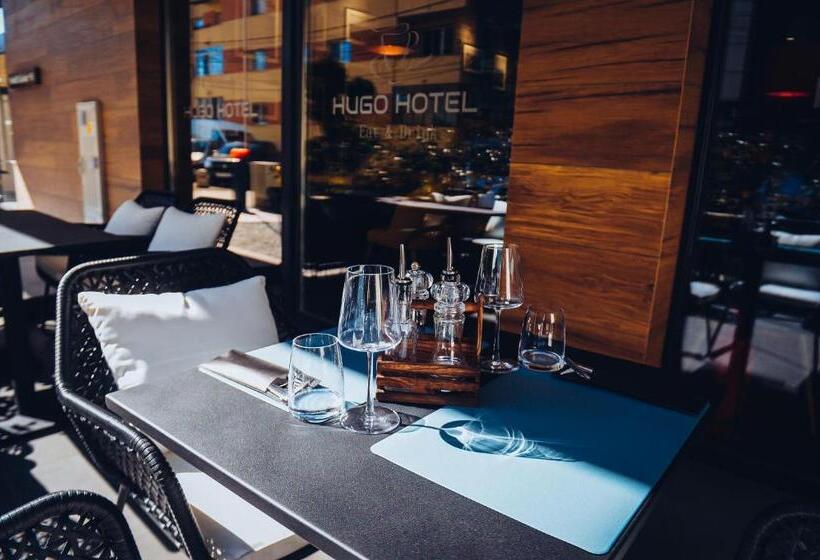 هتل Hugo