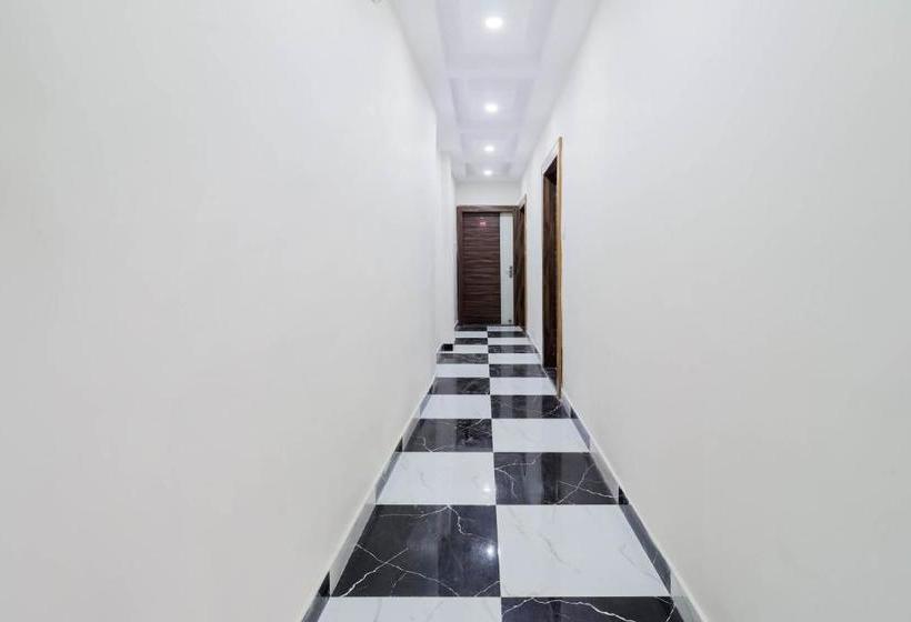 בית מלון כפרי Oyo 77270  Tulsa Mohan