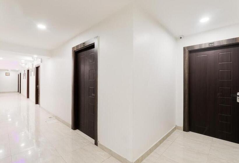 호텔 O The Maharaja Inn