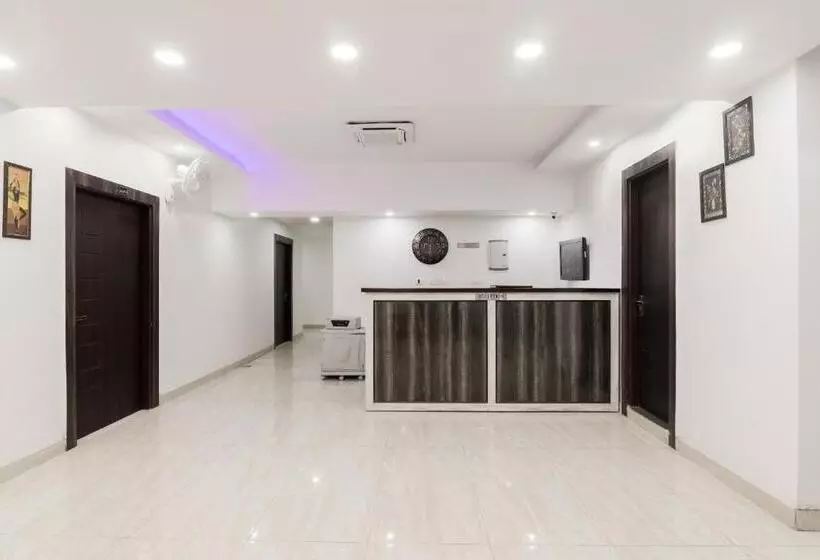 ホテル O The Maharaja Inn