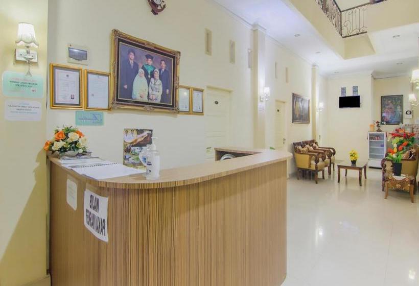 Hotel Oyo 90327  Faradisa Syariah