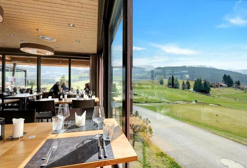 هتل Swiss Mountain Golf Restaurant Gonten