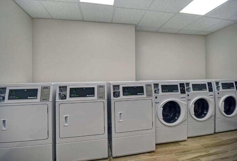 فندق Towneplace Suites By Marriott Grand Rapids Wyoming