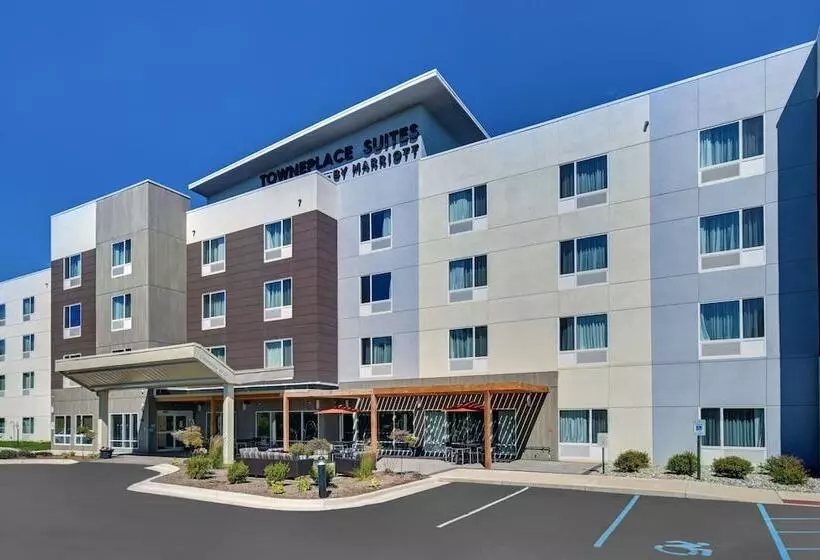 Hotelli Towneplace Suites By Marriott Grand Rapids Wyoming