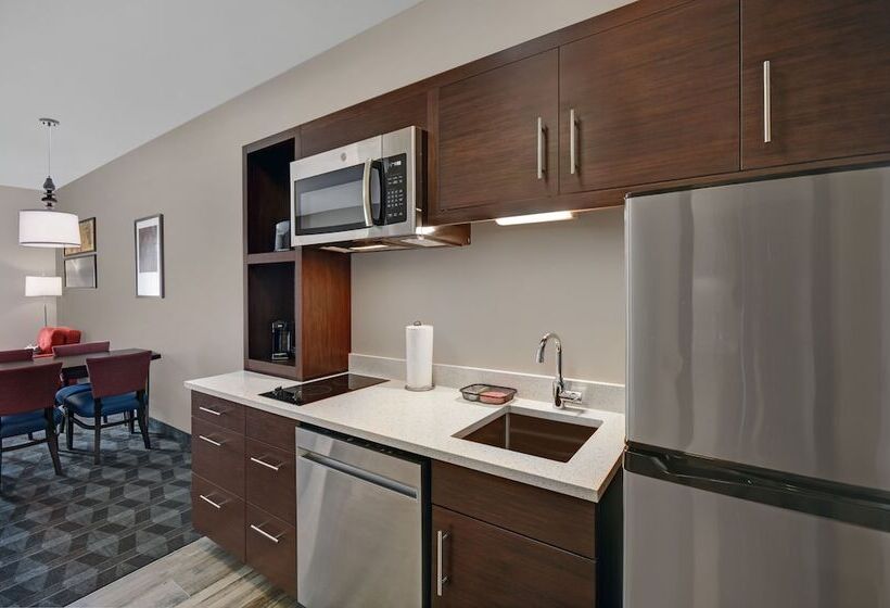 فندق Towneplace Suites By Marriott Grand Rapids Wyoming