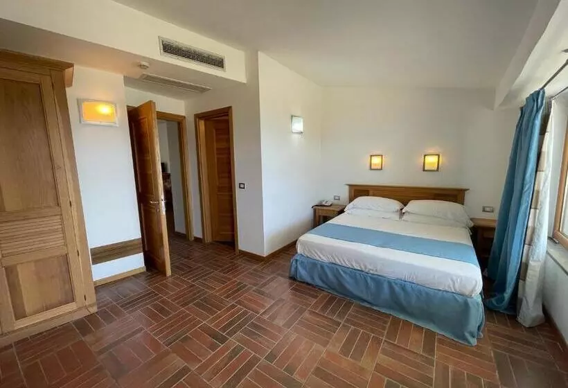Le Mandrelle Beach Resort
