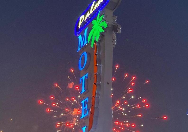 Palm Motel