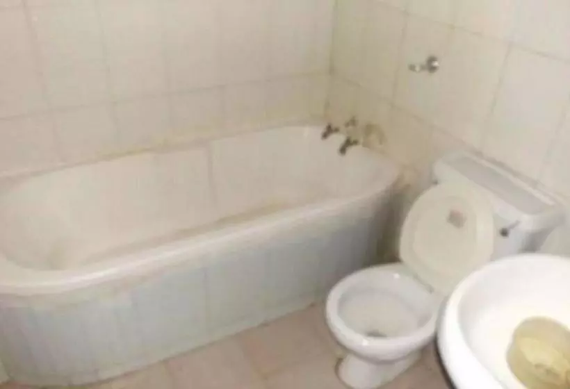 پانسیون Georgian Suites  Apartments