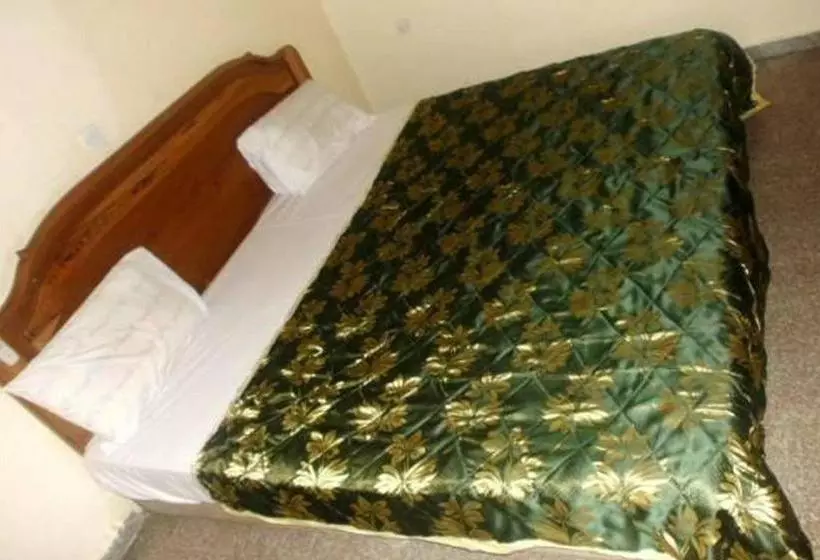 پانسیون Georgian Suites  Apartments