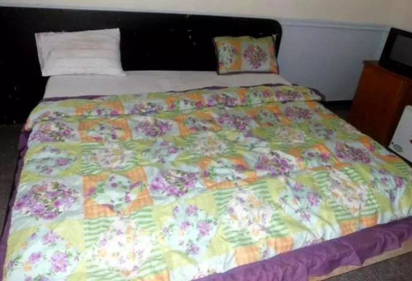 پانسیون Georgian Suites  Apartments