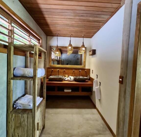 استراحتگاه Filha Da Lua Ecolodge