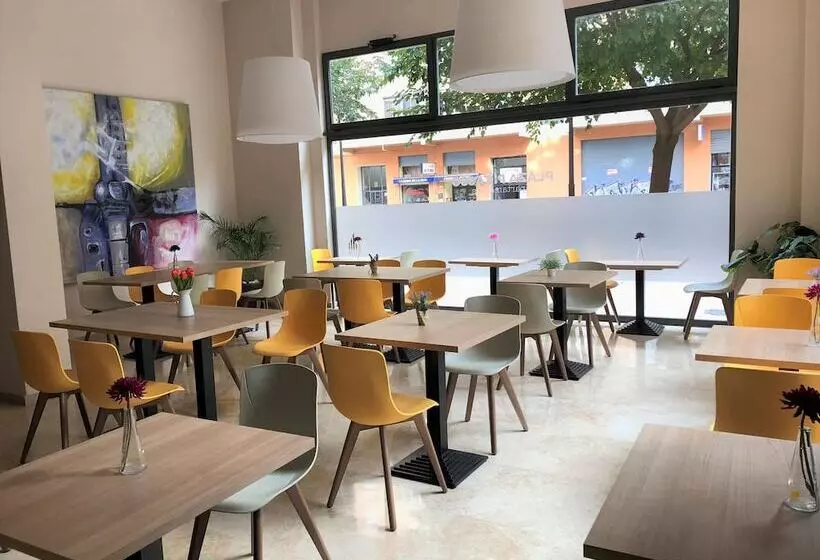 Apartamentos Plaza Picasso