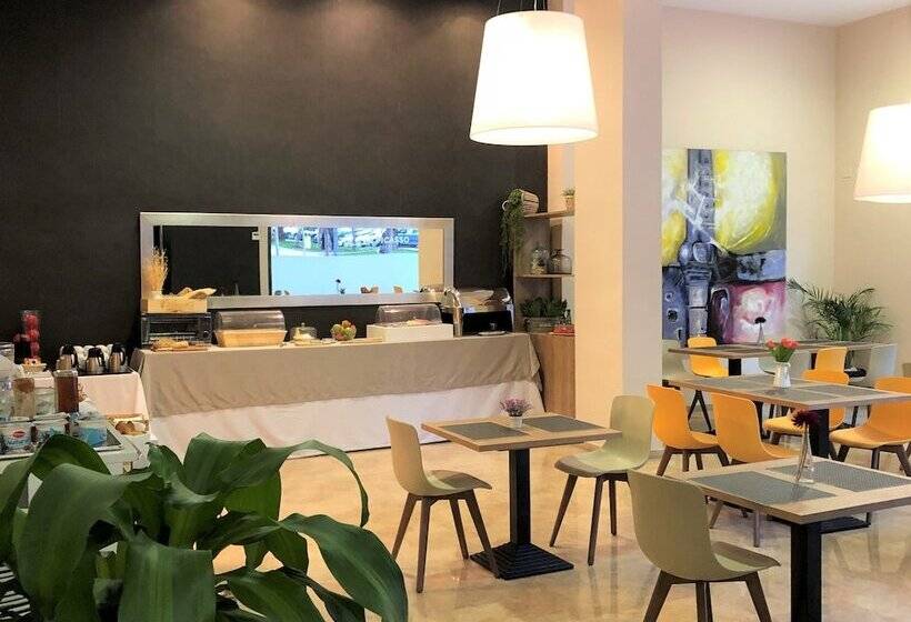 Apartamentos Plaza Picasso