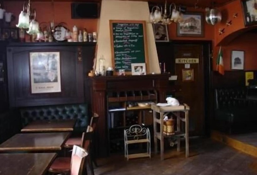 ベッドアンドブレックファースト The Pipers