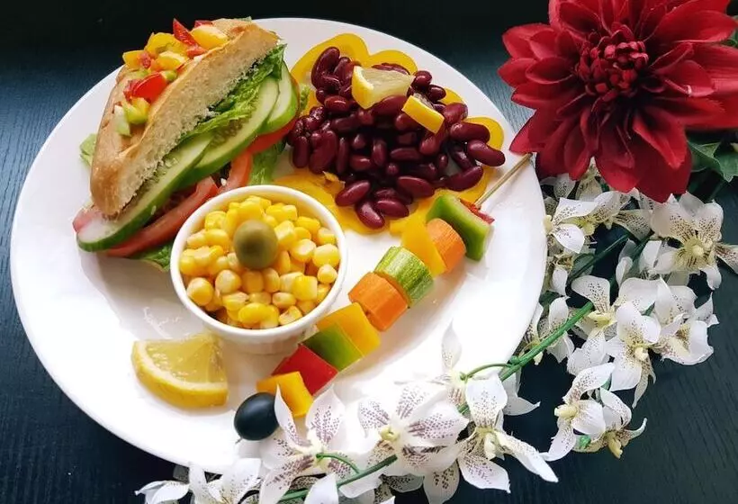 Delmon Hotel Apartments