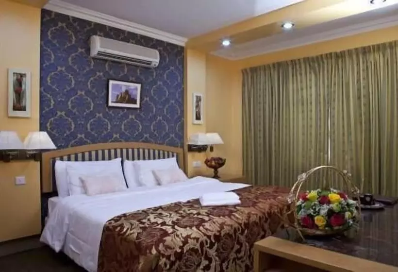 Delmon Hotel Apartments