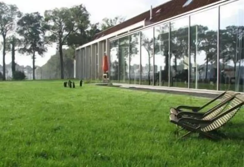 בית מלון כפרי Cleythil