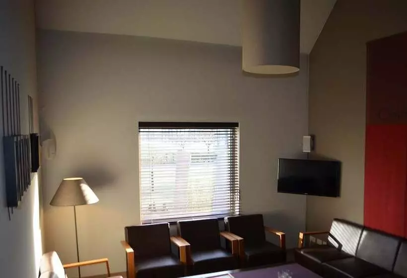 בית מלון כפרי Cleythil