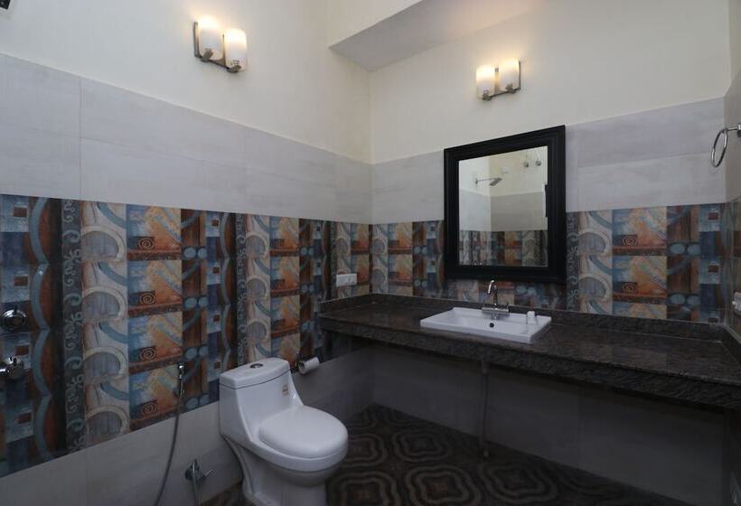 هتل Corbett Comfort Lodge