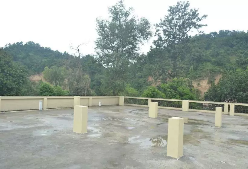 Отель Corbett Comfort Lodge