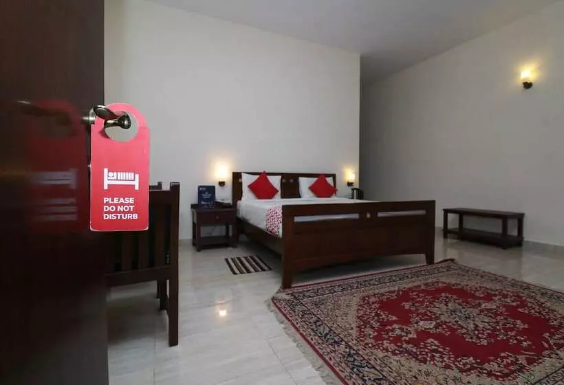 Отель Corbett Comfort Lodge