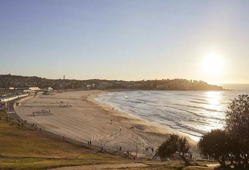 فندق Home Backpackers