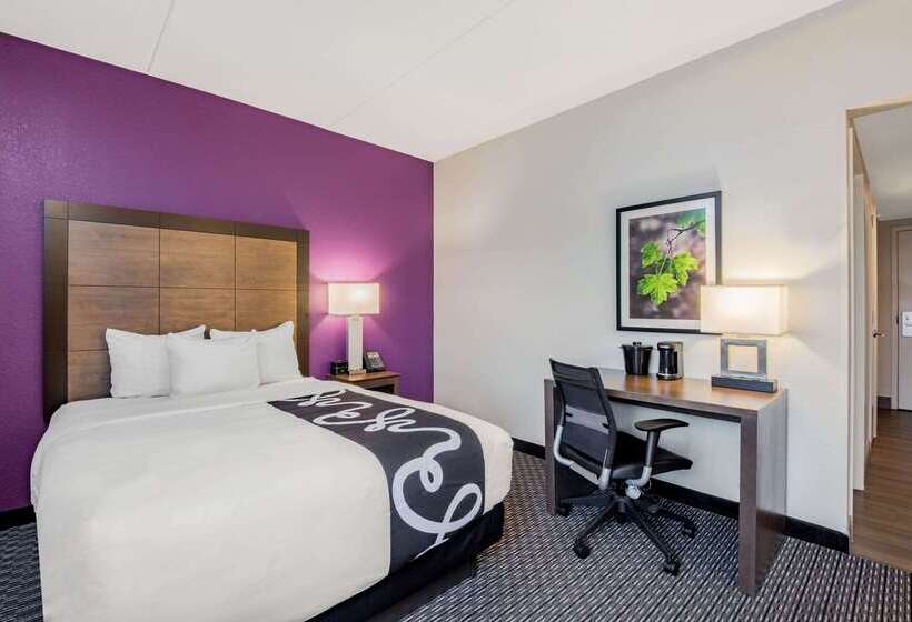 Hotel La Quinta By Wyndham Baltimore Bwi Airport