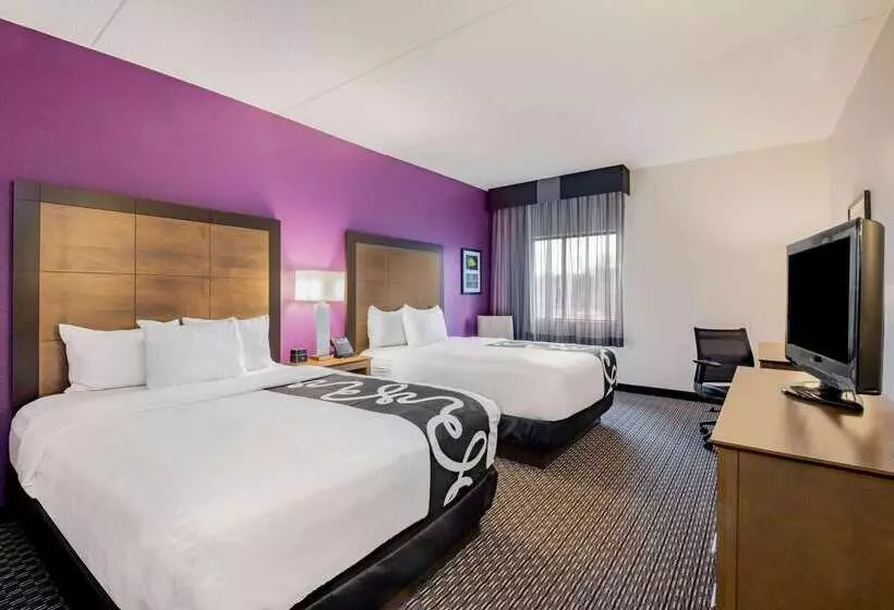 هتل La Quinta By Wyndham Baltimore Bwi Airport