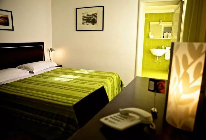 هتل Le Cinque Luci