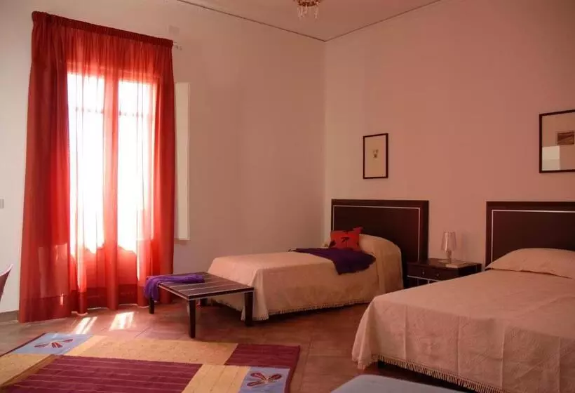 هتل Le Cinque Luci