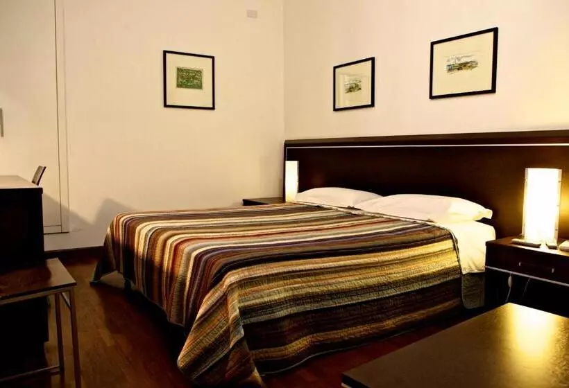 هتل Le Cinque Luci